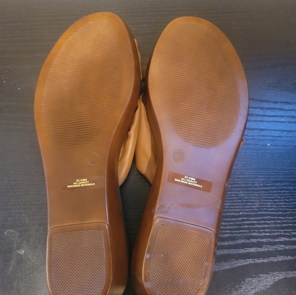 Ladies sandals - Picture 2 of 3